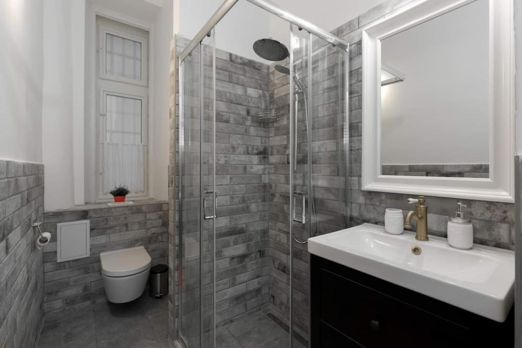 בודפשט Perfect Day 3 -3 Bedr, 2 Bathrooms מראה חיצוני תמונה